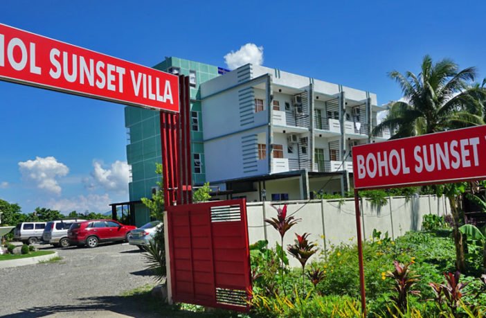 Bohol Sunset Villa Entrance